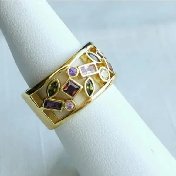 Cz mosaic band ring in 18k gold overlay size 7 - Picture 5 of 5